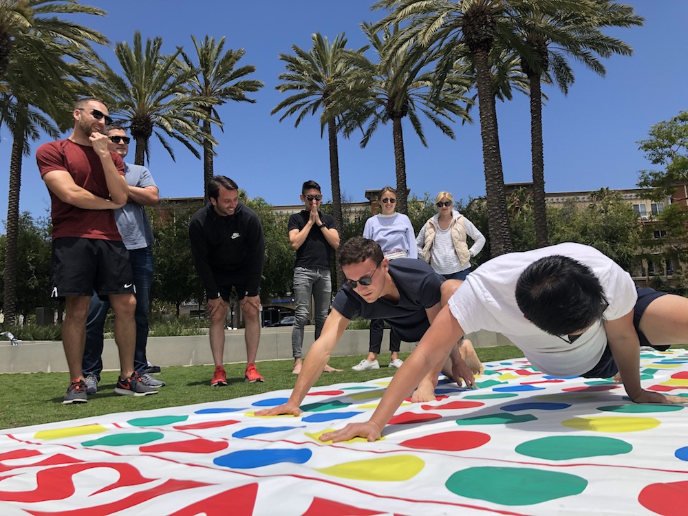 dot-racing-finish-line fresh team building that will have your colleagues stretching towards new goals